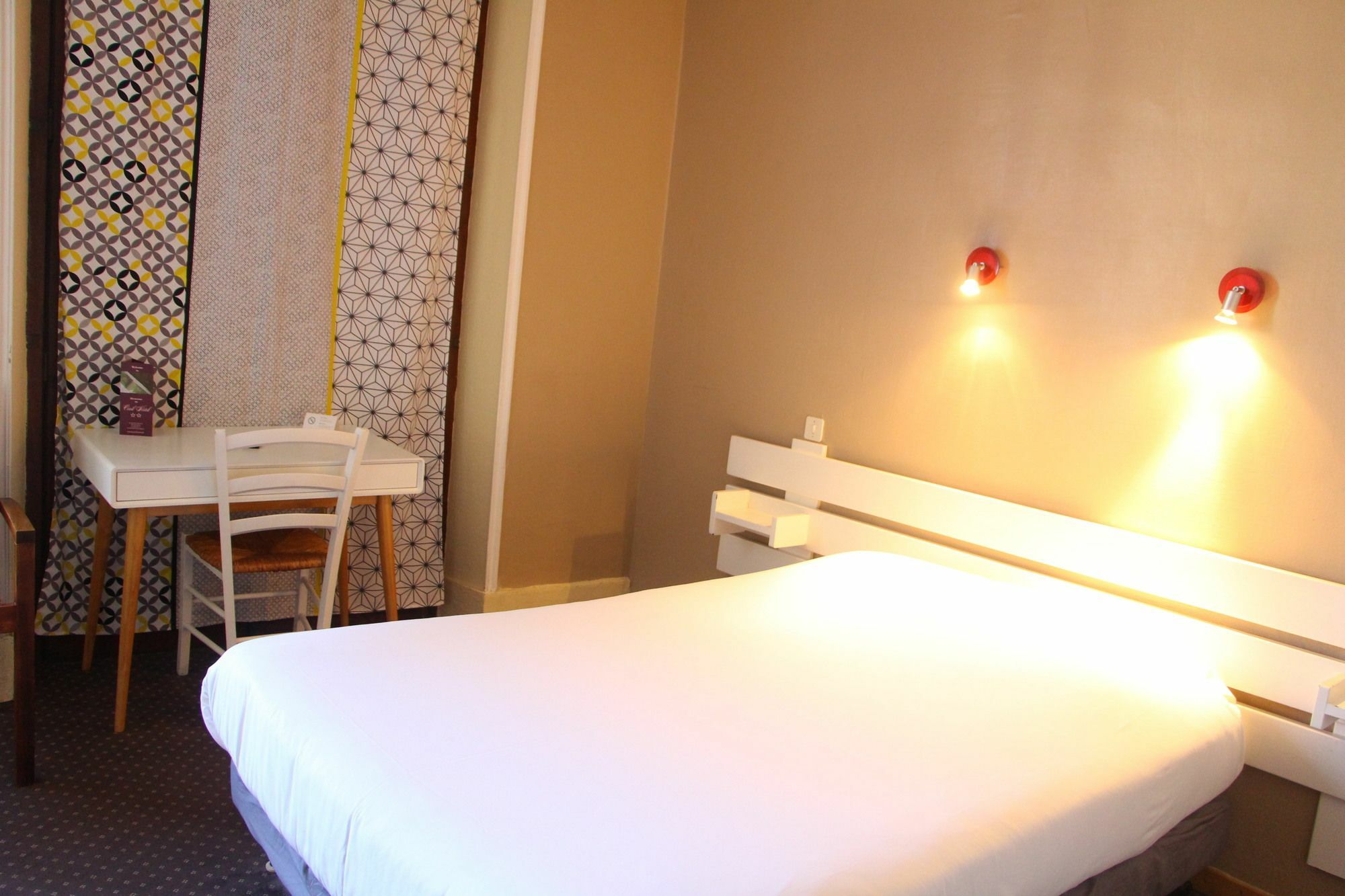 Le Colibri Hotel 2*